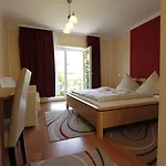 Rhein-mosel-view Hotel 3*
