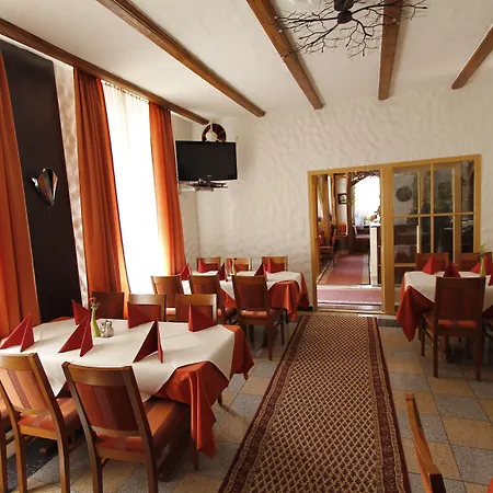 莱茵摩泽尔美景酒店 3*