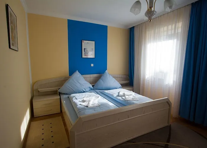 Hotel Rhein-mosel-view 3*